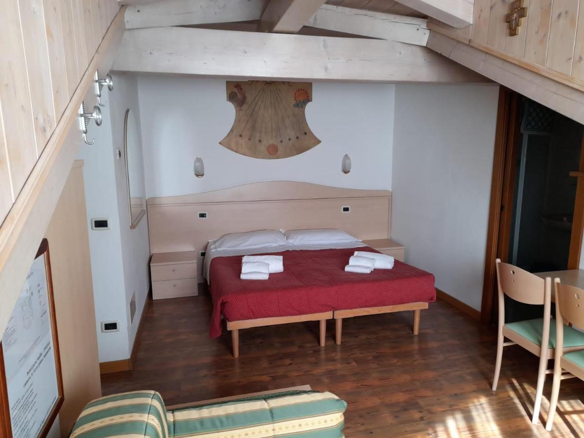 Hotel Garni B&B Maffei Pinzolo Exterior foto