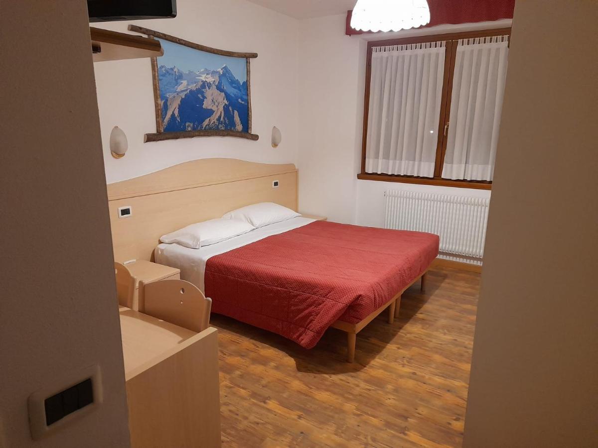 Hotel Garni B&B Maffei Pinzolo Exterior foto